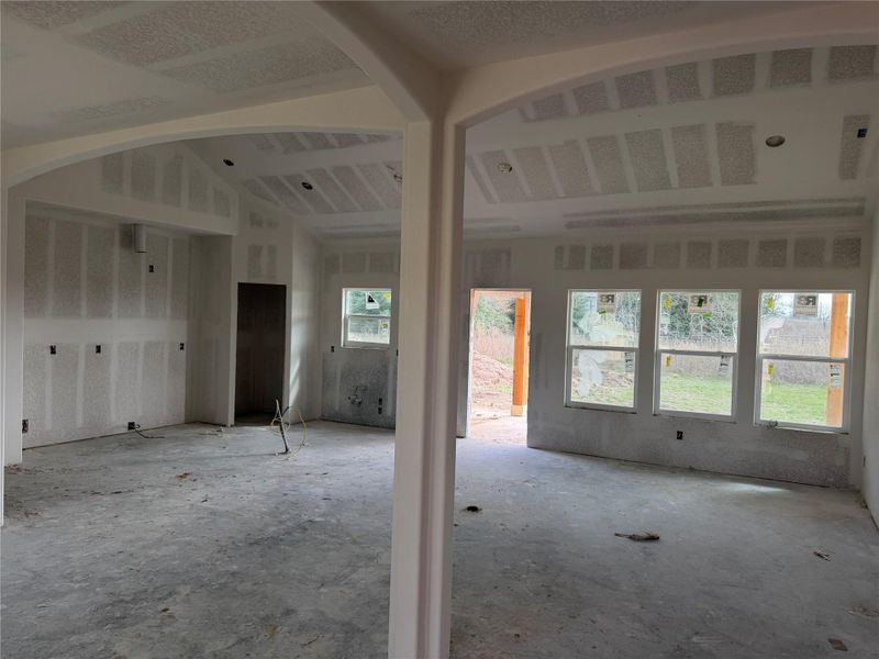 Living/Dining Area Living/Dining Area