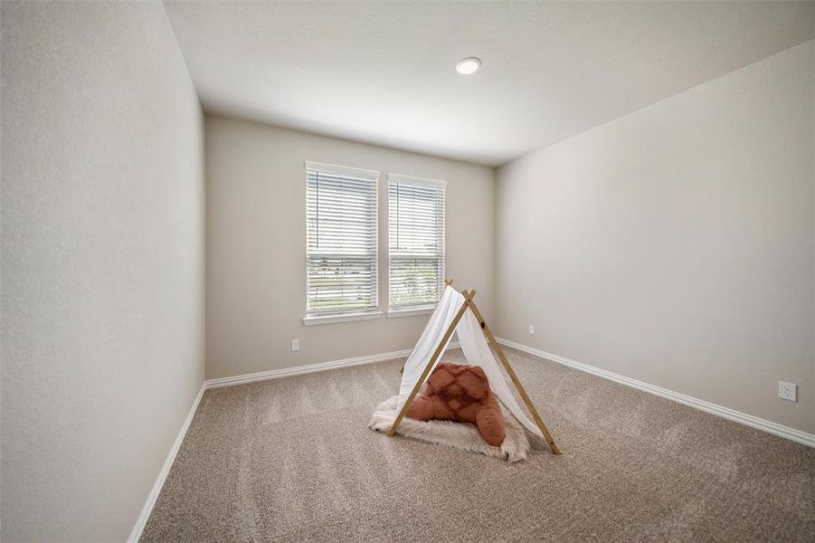 Image 28 of a home in Aero Vista. Image 28 of a home in Aero Vista.