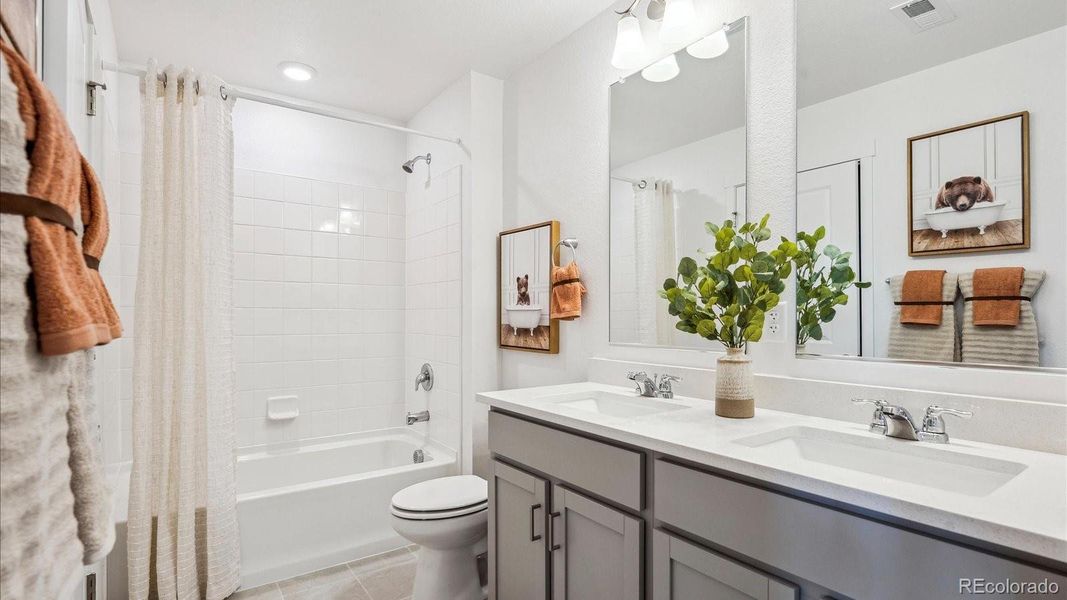 Furnished interior view inside a new home in Villas at Vantage, Berthoud (Image 6).