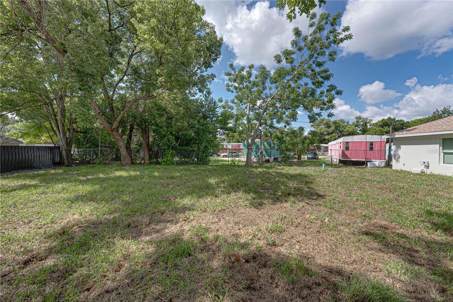 Natural landscape and outdoor views near in Lakeland (Image 38). Natural landscape and outdoor views near in Lakeland (Image 38).