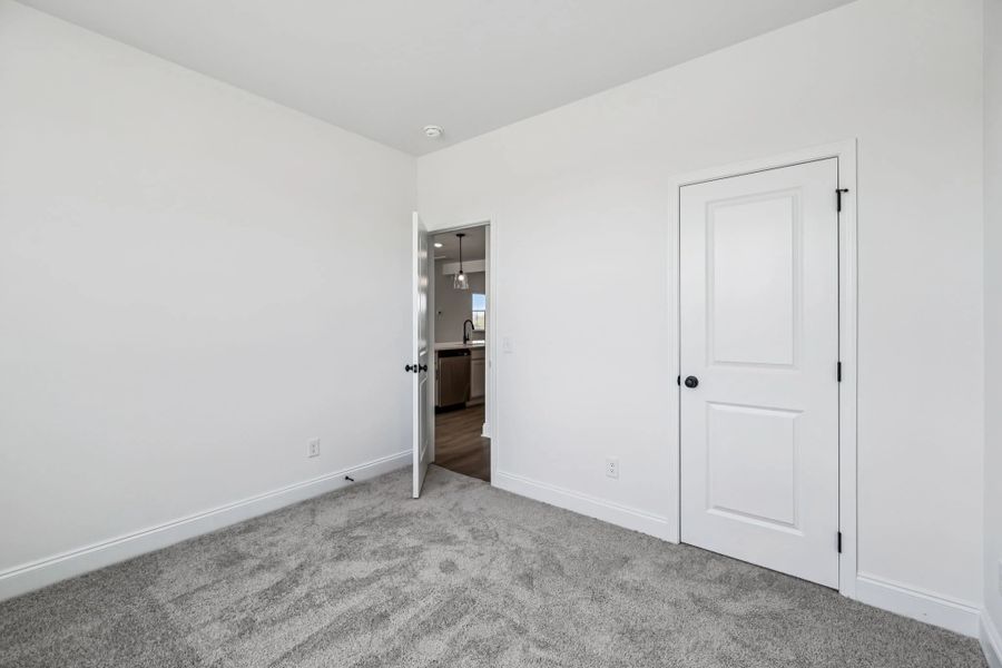 Spacious, unfurnished interior of a new home in Willow Landing, Mount Juliet (Image 34).