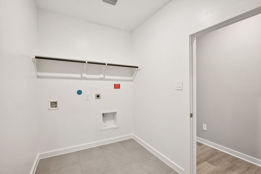 Photo is not of the actual home but is an inspirational photo of builder’s model home and may depict options, furnishings, and/or decorator features that are not included.