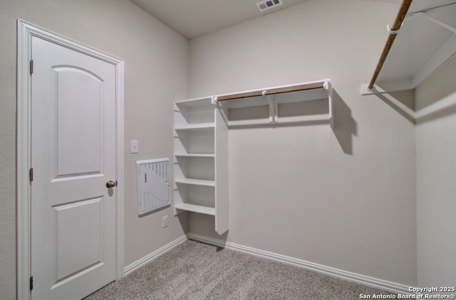 Furnished interior view inside a new home in Dauer Ranch, New Braunfels (Image 5).
