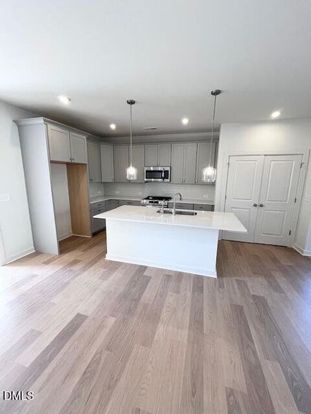 Interior 1 - 27 Dec 2025