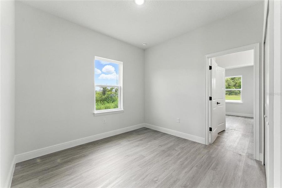 Spacious, unfurnished interior of a new home in , Ocala (Image 37).