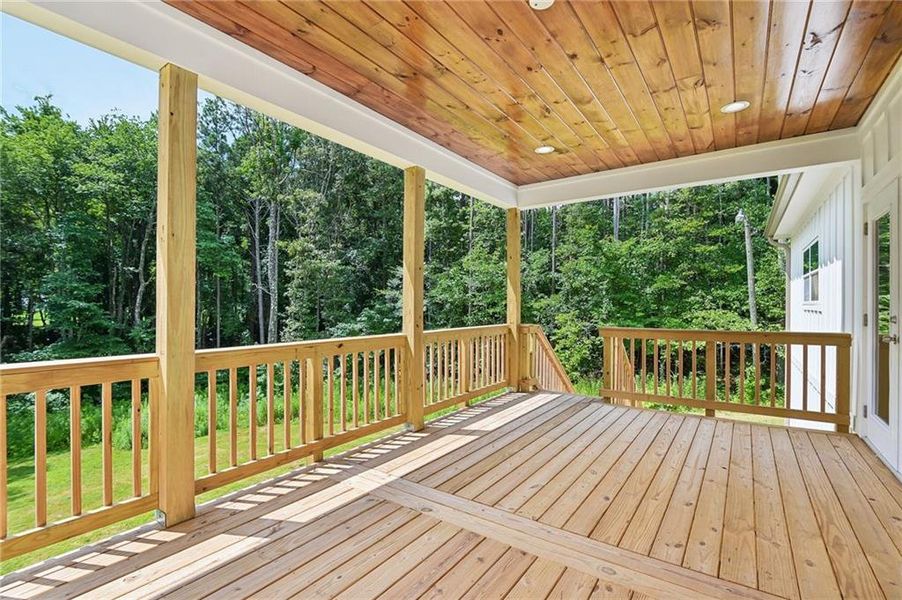 Exterior details and patio area of a home in , Rockmart (Image 37).