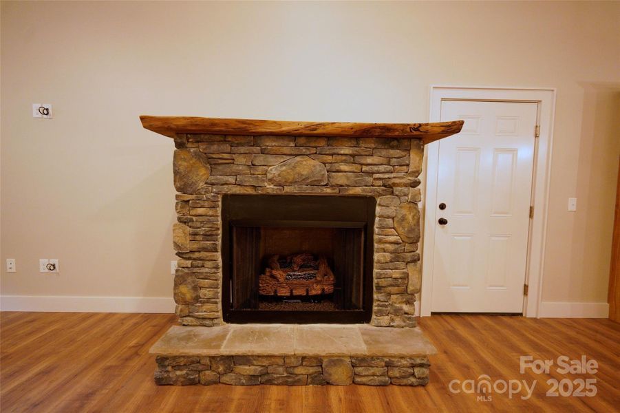 Image 37 of a home in .