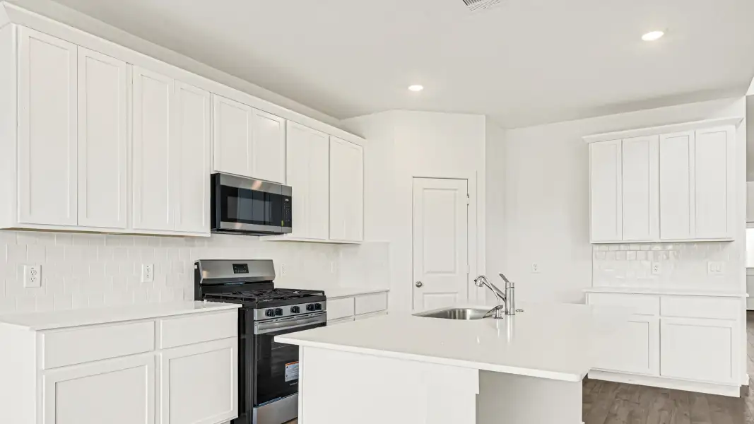 Furnished interior view inside a new home in Harvest Pointe, Needville (Image 6).