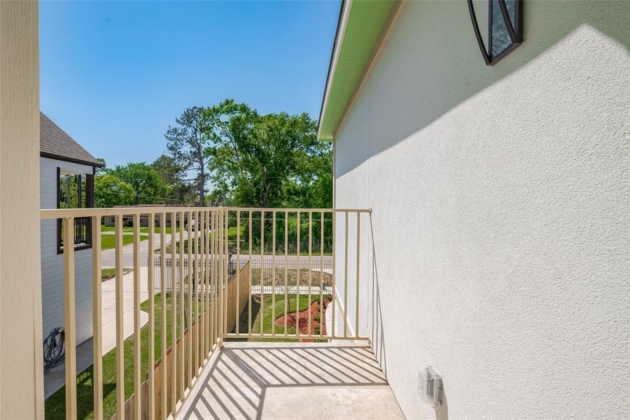 Exterior details and patio area of a home in , Houston (Image 29).