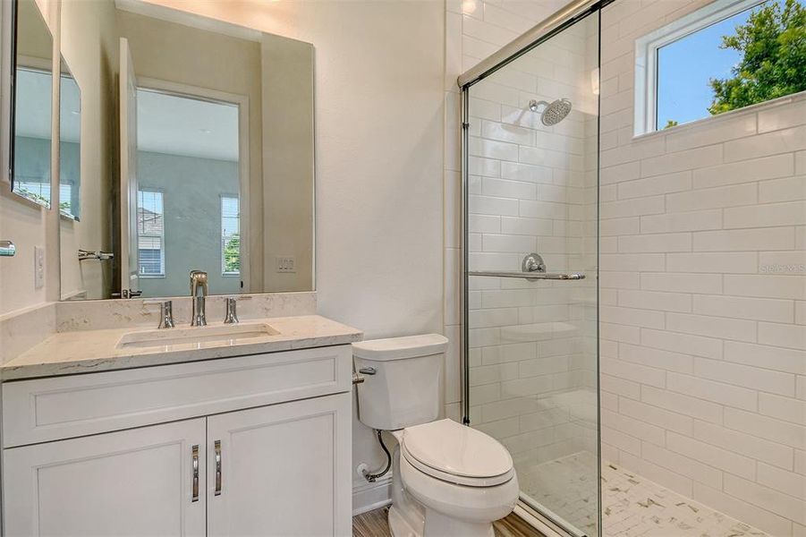 Furnished interior view inside a new home in , Venice (Image 31).