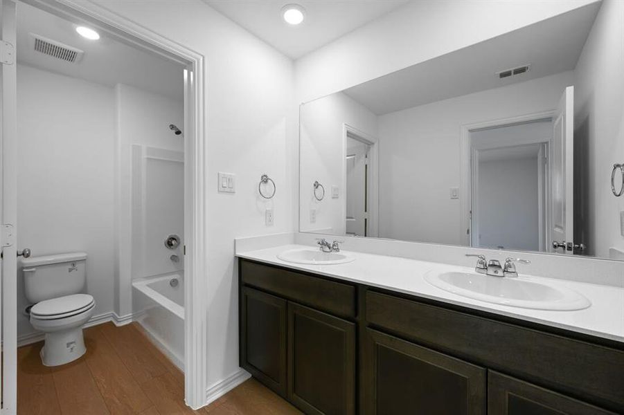 Furnished interior view inside a new home in River Ridge, Crandall (Image 11). Furnished interior view inside a new home in River Ridge, Crandall (Image 11).