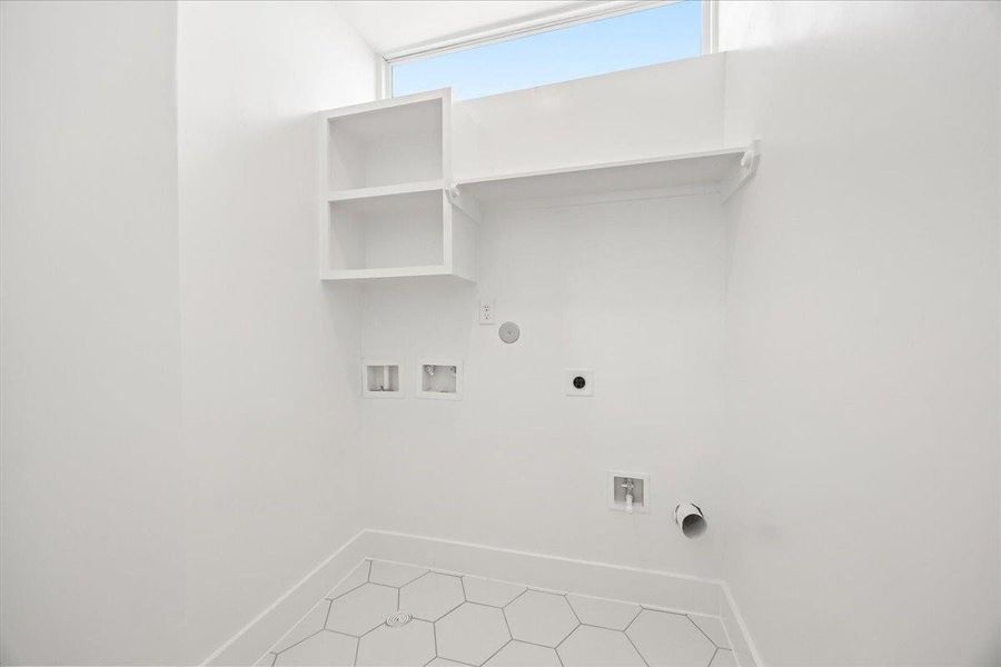 Furnished interior view inside a new home in Middle Street Lofts on the Bayou, Houston (Image 11). Furnished interior view inside a new home in Middle Street Lofts on the Bayou, Houston (Image 11).