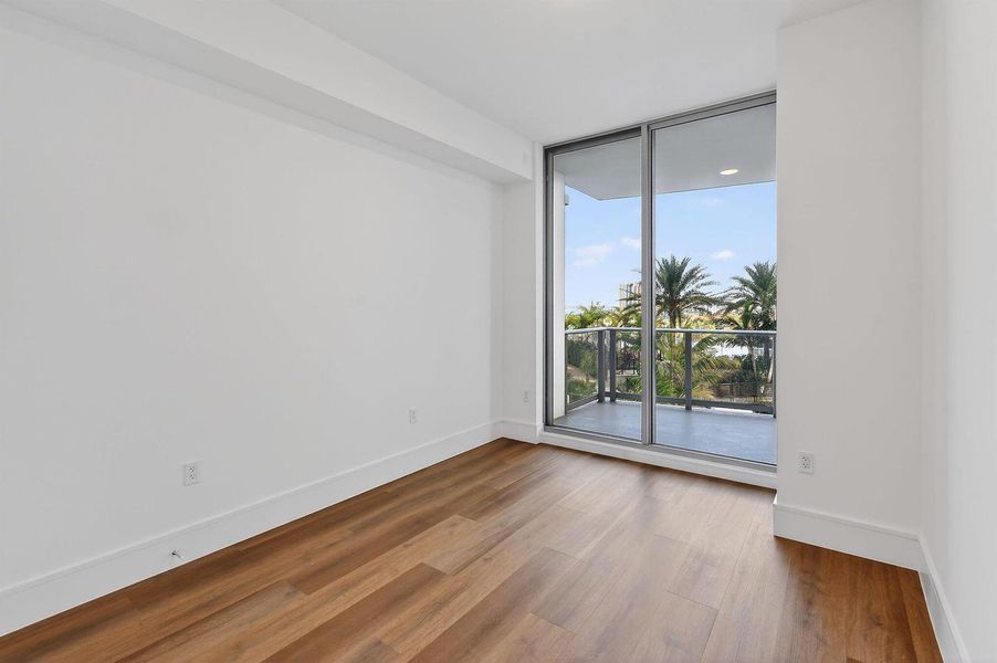 220LakeShoreDr#715(32) 220LakeShoreDr#715(32)