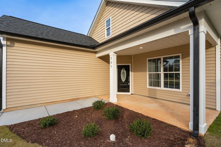 4-web-or-mls-701 East St-4 4-web-or-mls-701 East St-4