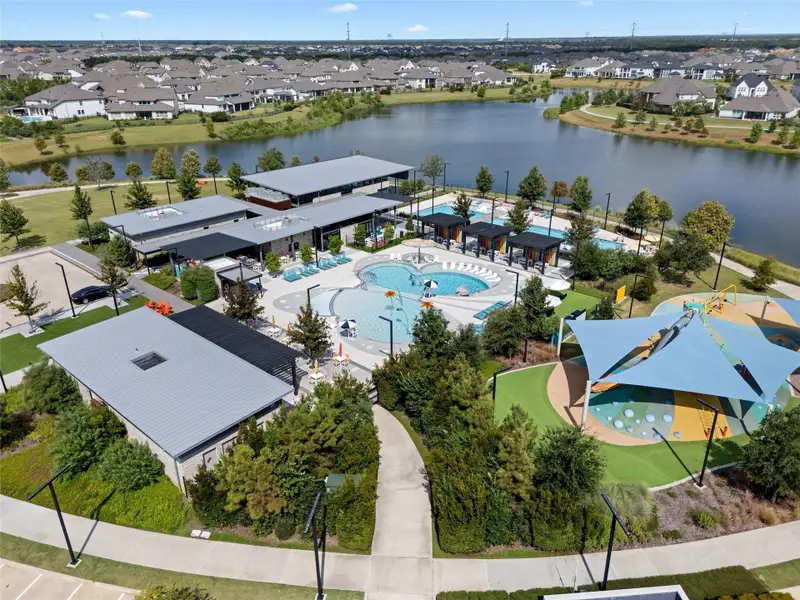 Community amenities in Bridgeland, Cypress (Image 34).