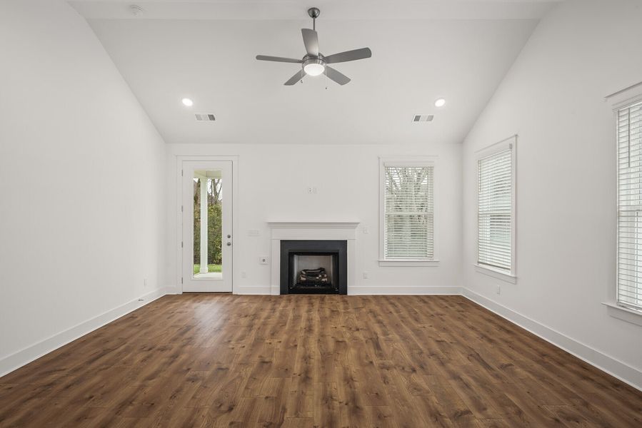 638 CONIFER DR, Spring Hill, TN.  - Slide 23