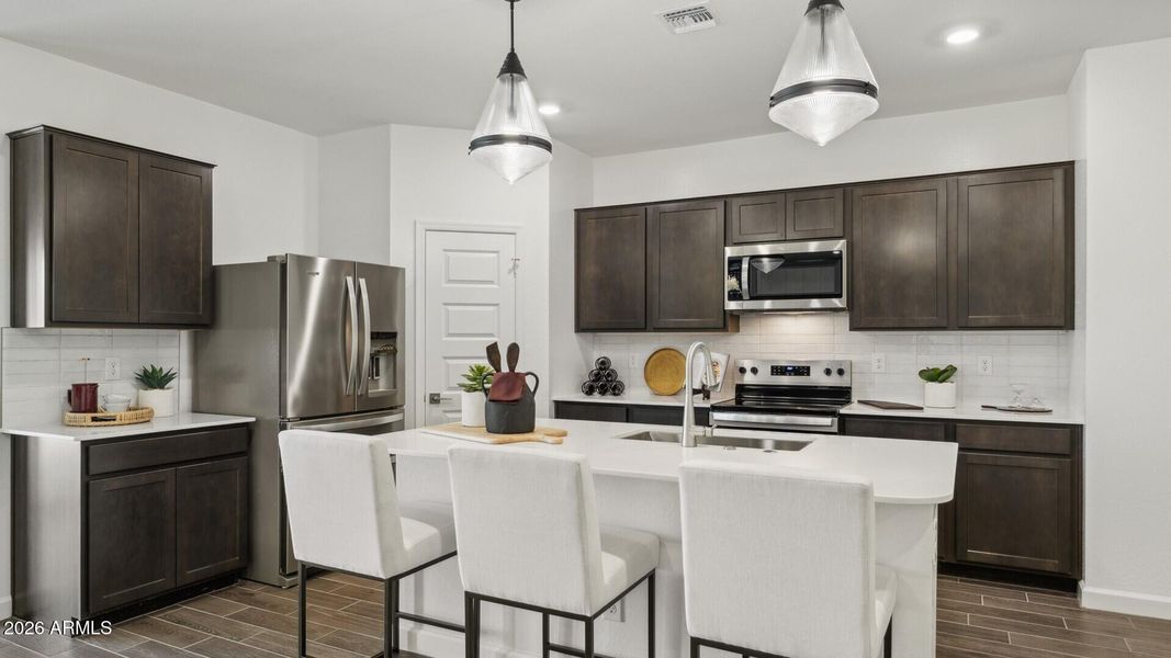 Saguaro Kitchen2 Left Garage