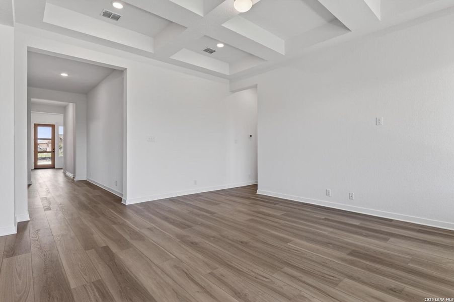 Spacious, unfurnished interior of a new home in Saddlebrook Ranch, Schertz (Image 28).