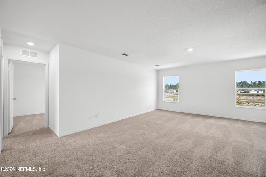 Spacious, unfurnished interior of a new home in Westport Landing, Jacksonville (Image 21).