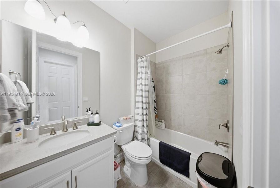 full bathroom with bathroom