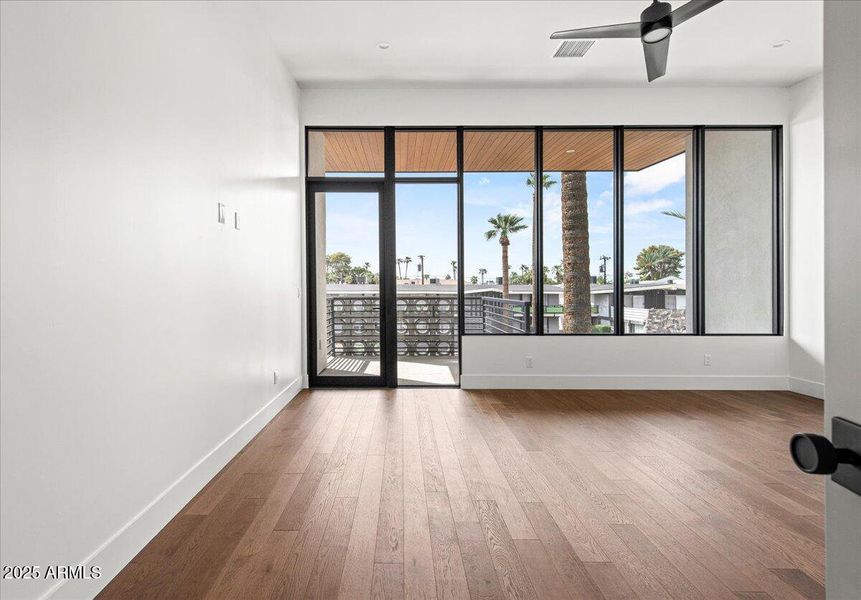 22-6918 E 2nd St 22 22-6918 E 2nd St 22