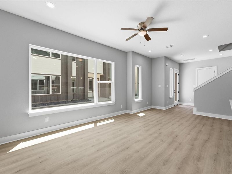 Spacious, unfurnished interior of a new home in , Houston (Image 15).