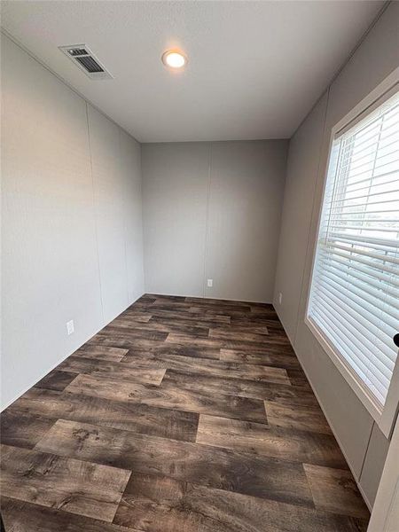 Spacious, unfurnished interior of a new home in , New Port Richey (Image 13).