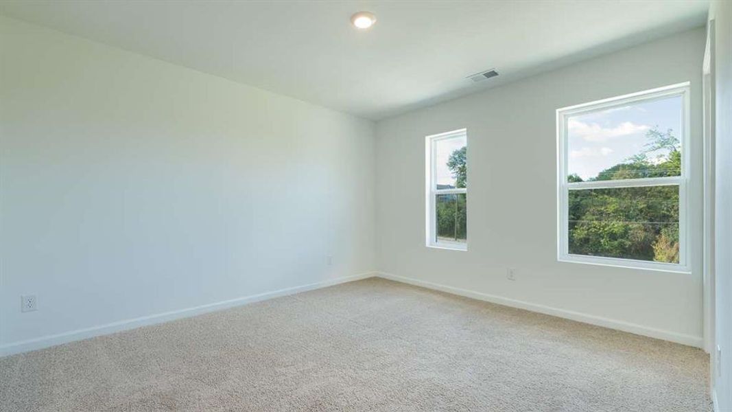 Spacious, unfurnished interior of a new home in Townes at Asbury, Hapeville (Image 8).