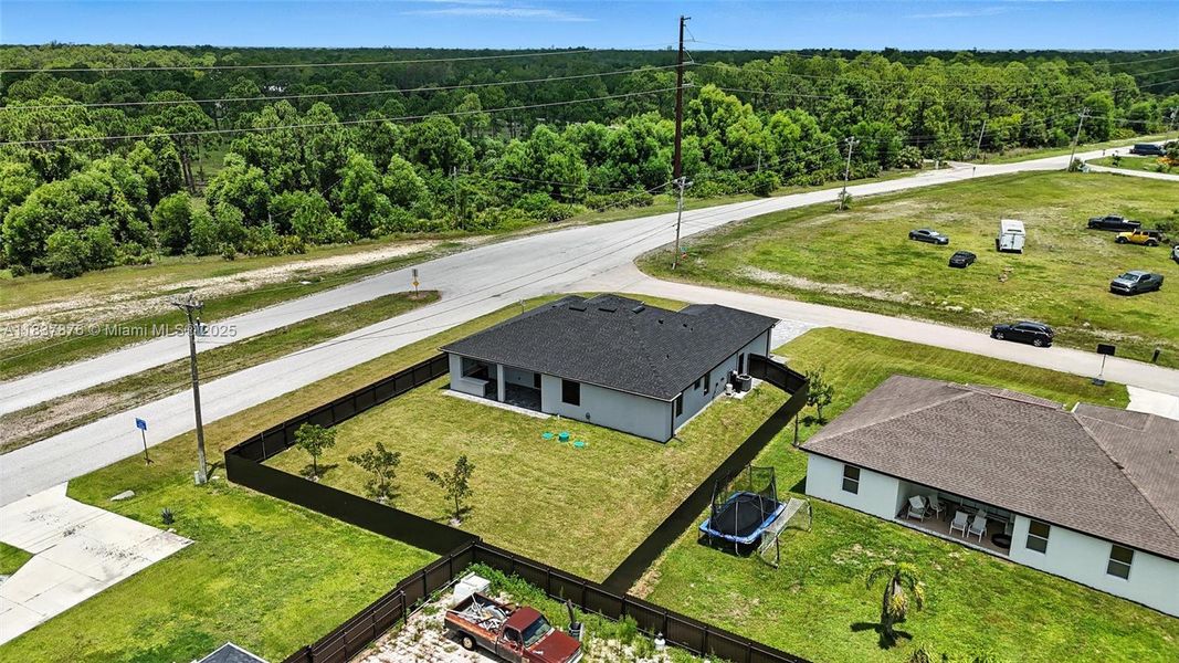 Image 33 of a home in . Image 33 of a home in .