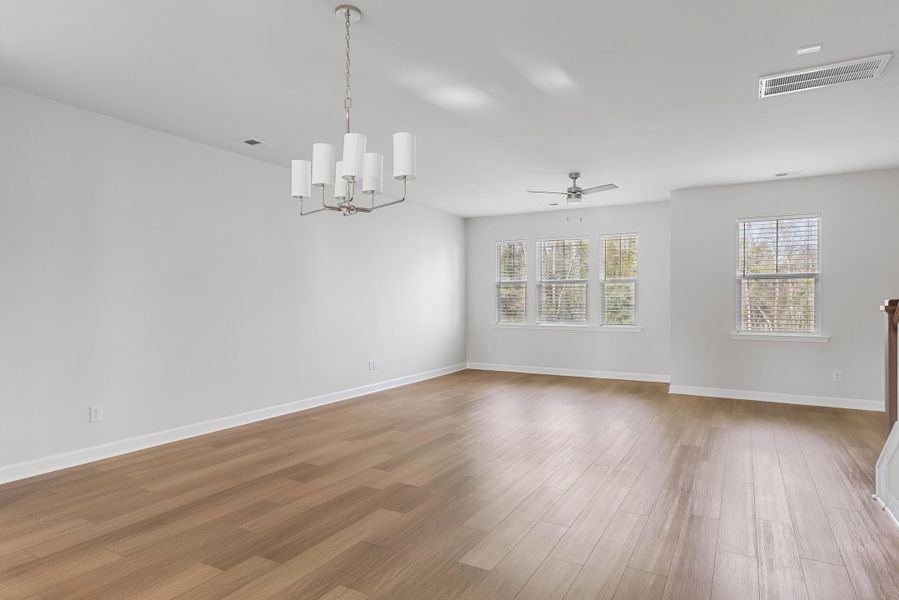 Spacious, unfurnished interior of a new home in , Summerville (Image 13).
