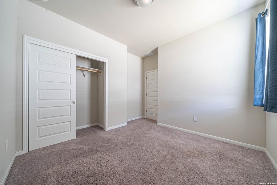 Spacious, unfurnished interior of a new home in Hannah Heights, Seguin (Image 14).