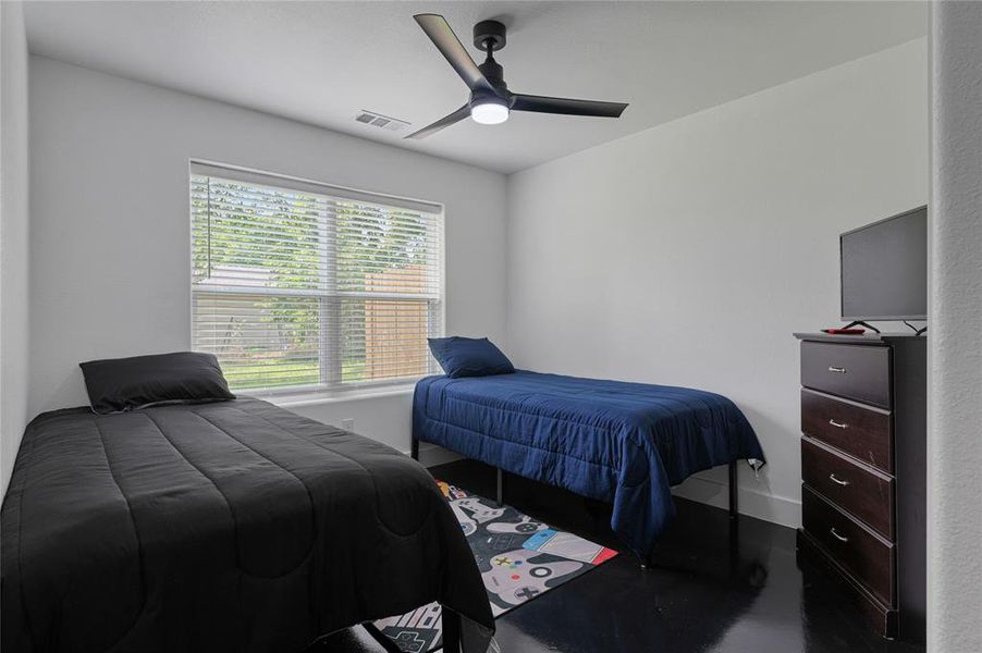 Bedroom with ceiling fan