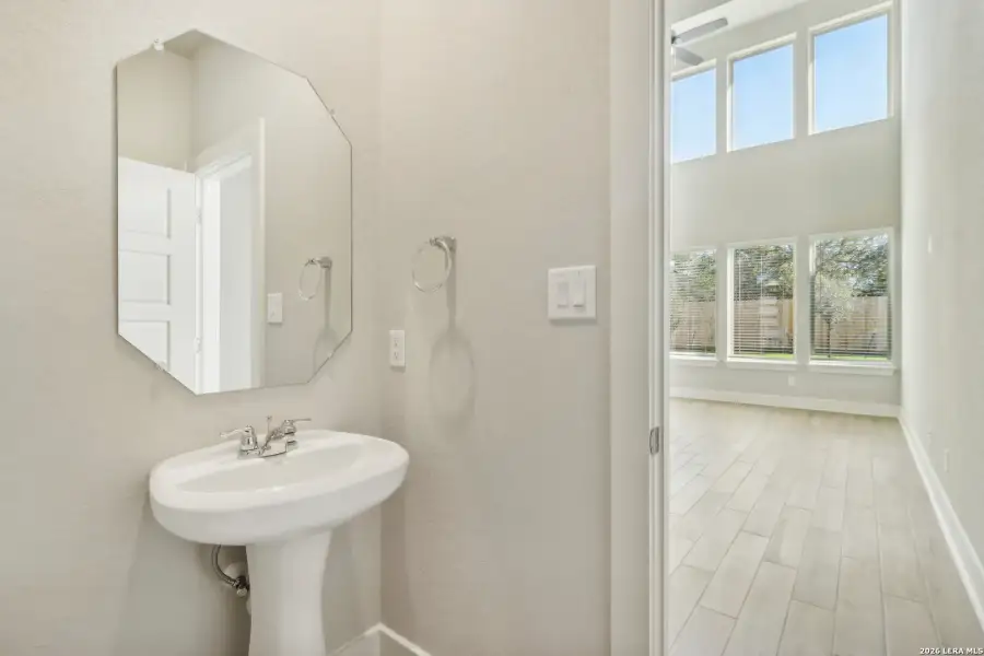 Image 31 of a home in .