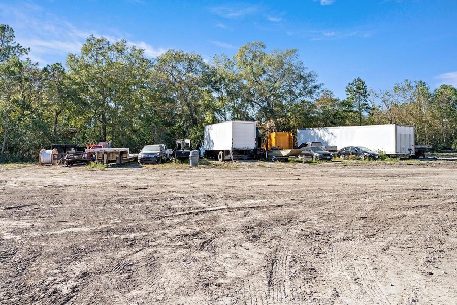 Site preparation for new homesites in , Liberty (Image 19).