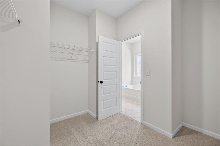 Spacious, unfurnished interior of a new home in Varnell Preserve, Dalton (Image 23).