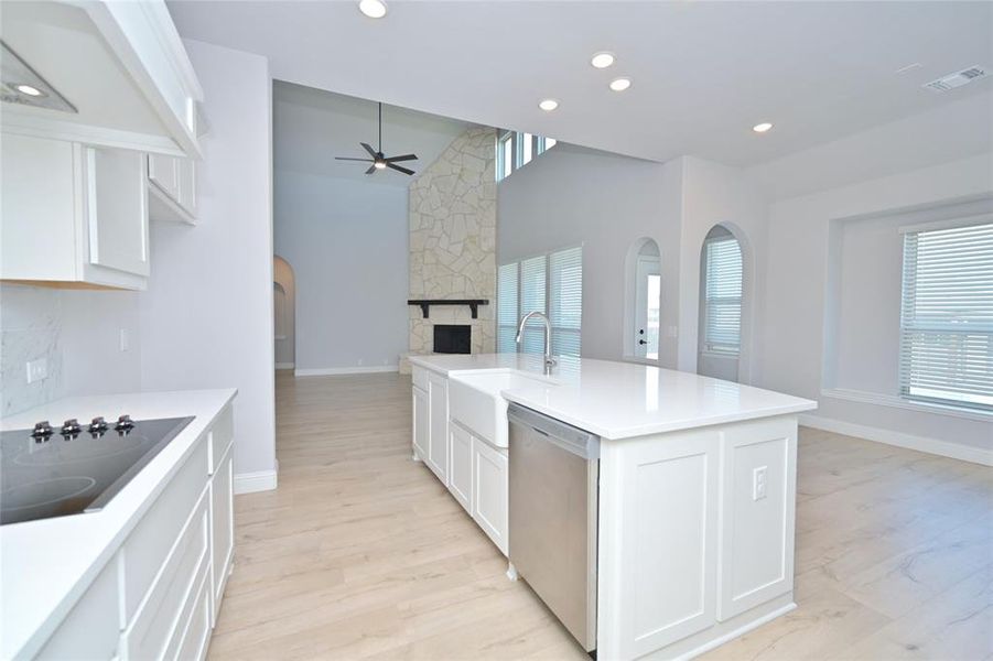 Furnished interior view inside a new home in Coyote Crossing, Godley (Image 12).