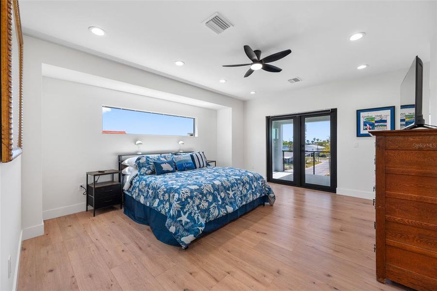 Furnished interior view inside a new home in , Indian Rocks Beach (Image 46).