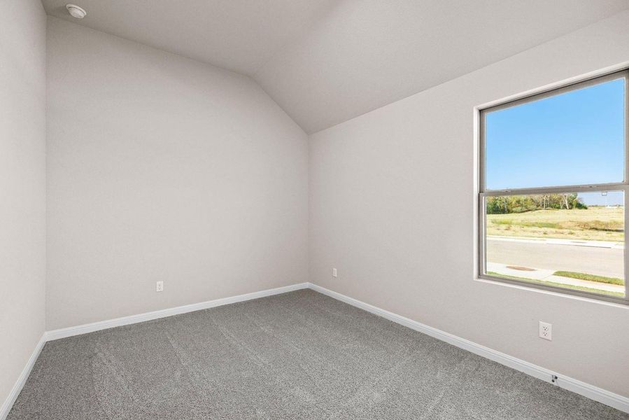 Spacious, unfurnished interior of a new home in Trinity Ranch, Elgin (Image 23).