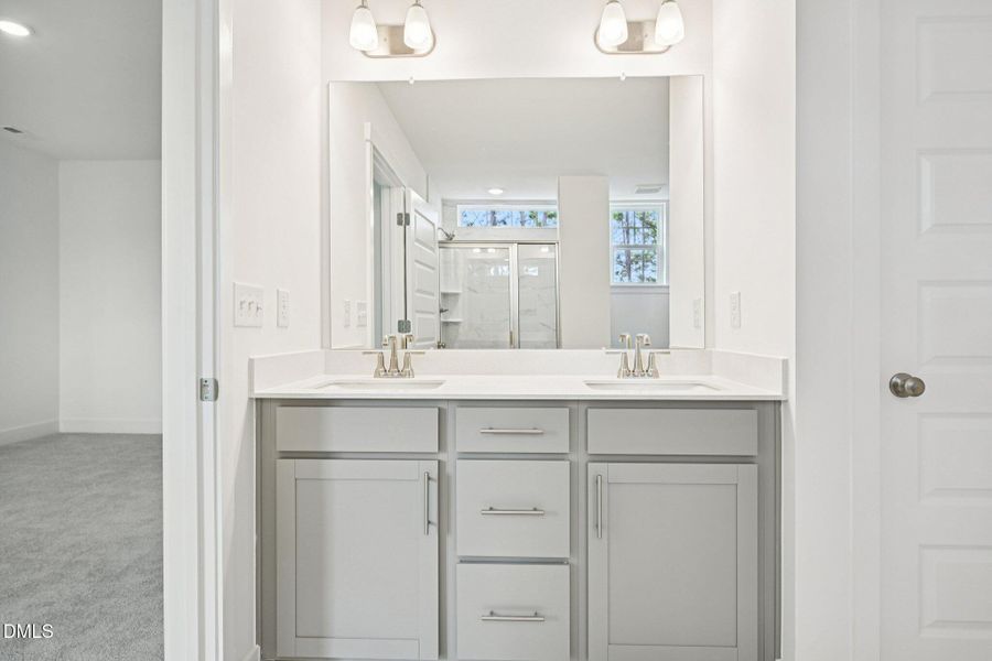 22-web-or-mls-Bayflower Wy-S3101-022