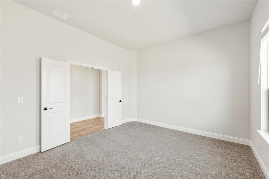 Spacious, unfurnished interior of a new home in Sunset Ridge, Alvarado (Image 23). Spacious, unfurnished interior of a new home in Sunset Ridge, Alvarado (Image 23).