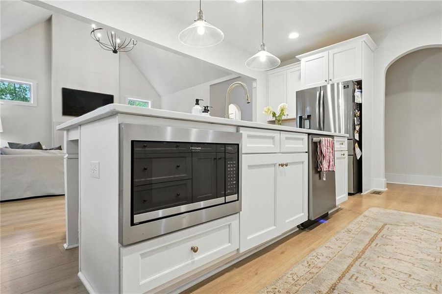 Furnished interior view inside a new home in , Acworth (Image 13).