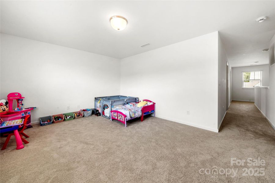 Image 44 of a home in .