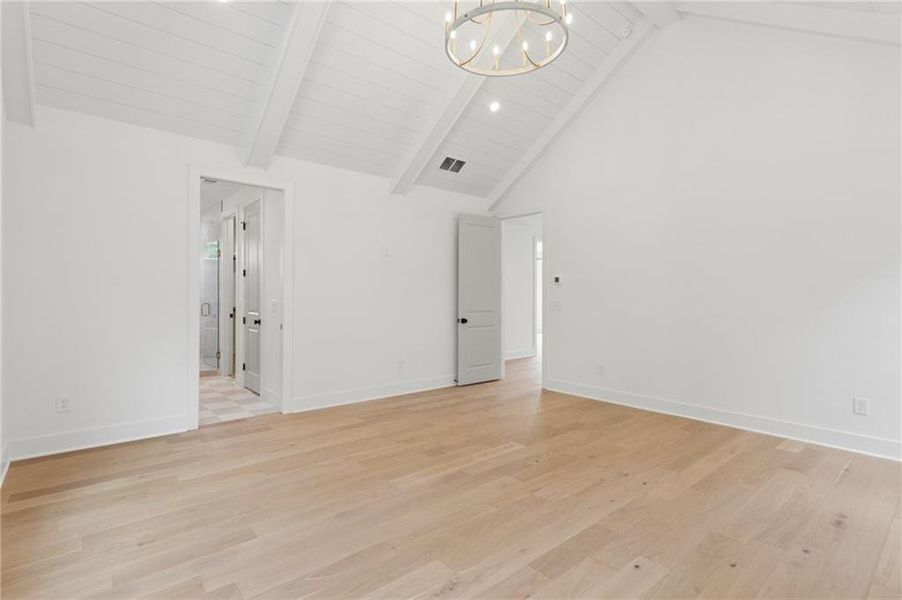 Spacious, unfurnished interior of a new home in , Atlanta (Image 30).