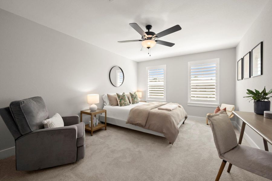 Another comfortably sized bedroom with walk-in closet! Another comfortably sized bedroom with walk-in closet!