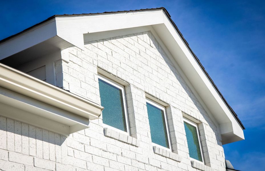 Representative exterior details of a home built from the Fentress by Pulte Homes in Cameron Place, Austin (Image 32).