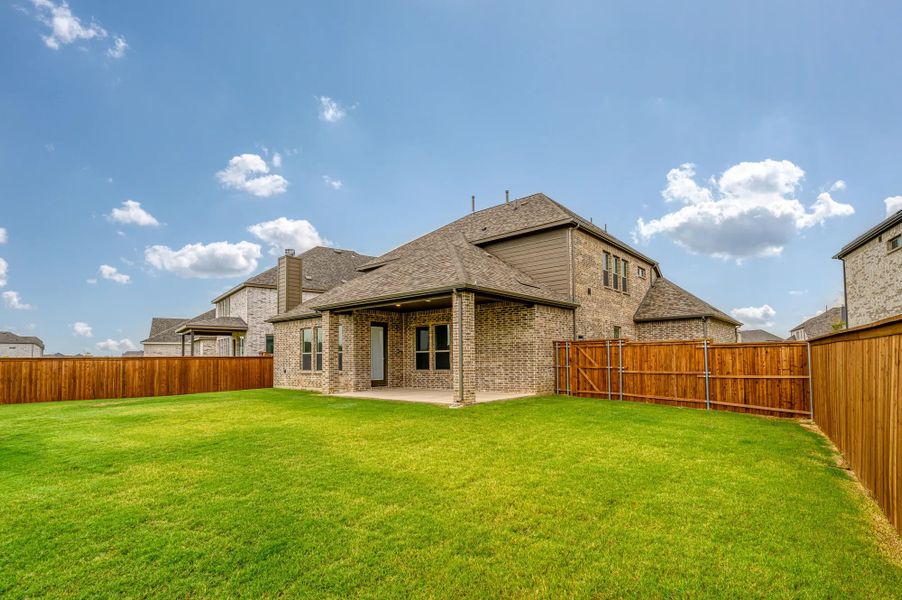 Representative exterior details of a home built from the Portico by Stonehollow Homes in Heritage Grove, Blue Ridge (Image 4).