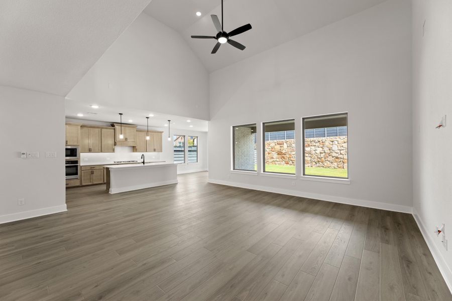 Spacious, unfurnished interior of a new home in Inspiration Collection at Union Park, Little Elm (Image 10).