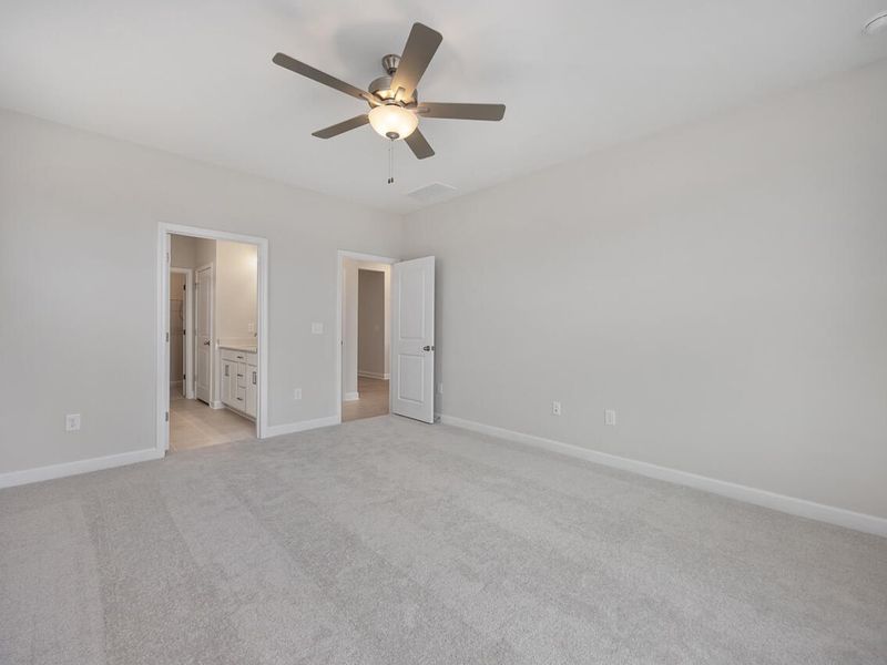 Spacious, unfurnished interior of a new home in Retreat at North Main, Lillington (Image 22).