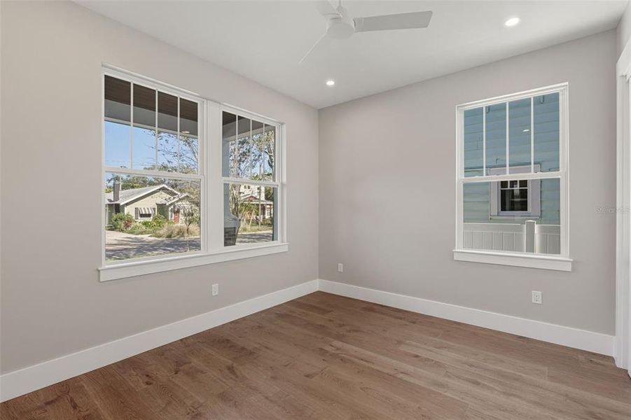 Spacious, unfurnished interior of a new home in , St. Petersburg (Image 48).