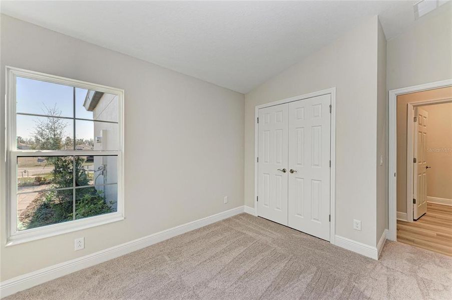 Spacious, unfurnished interior of a new home in Crosswind Point, Parrish (Image 18).